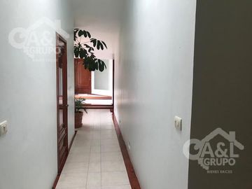 Casa en venta un piso con Alberca Cancha de Tenis  Fraccionamiento Residencial Coapexpan