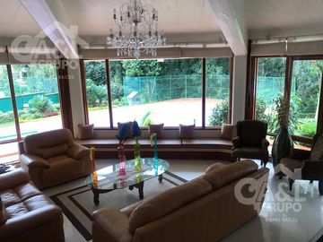 Casa en venta un piso con Alberca Cancha de Tenis  Fraccionamiento Residencial Coapexpan