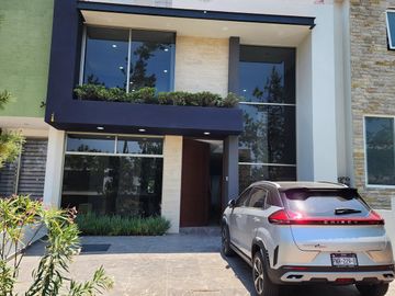 Casa en Venta Vistas Altozano Fraccionamiento Privado