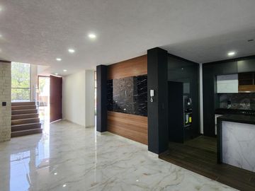 Casa en Venta Vistas Altozano Fraccionamiento Privado