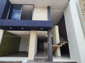 Casa en Venta Fraccionamiento Zorros Vistas Altozano