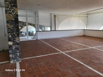 CASA EN FRACCIONAMIENTO VERGELES DE OAXTEPEC
