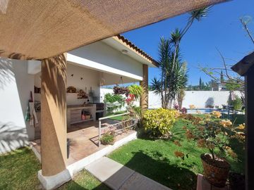CASA EN FRACCIONAMIENTO VERGELES DE OAXTEPEC