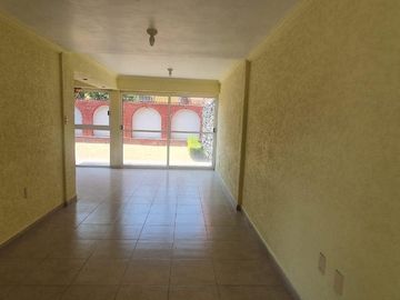 Excelente casa en fraccionamiento cerrado en Tecámac a 5 min del aeropuerto.