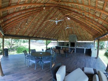 QUINTA EN ALLENDE, NUEVO LEÓN.