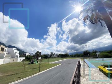 CASA EN VENTA FRACCIONAMIENTO SANTA ISABEL ZONA CARRETERA NACIONAL MONTERREY