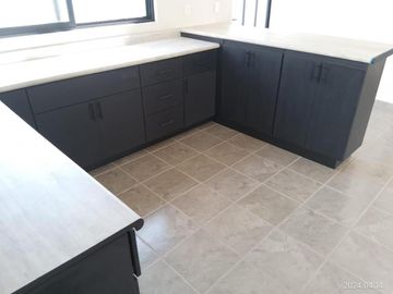 PRECIOSA CASA POR ESTRENAR EN LA TORTUGA, TEQUISQUIAPAN, QUERÉTARO. SUP. 285 m2