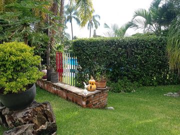 Casa en venta en condominio Zona Dorada de Cuernavaca