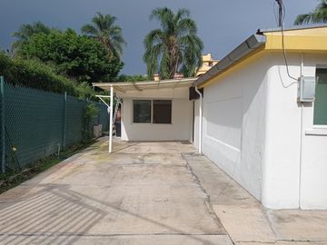 Casa en venta en condominio Zona Dorada de Cuernavaca