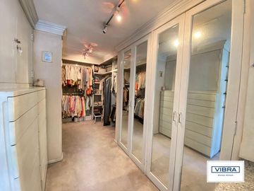 PH a la venta en Las Lomas.  Aguiar y Seijas