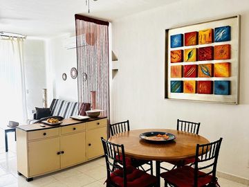 Penthouse de 1 recámara con rooftop privado y jacuzzi en venta Playa del Carmen