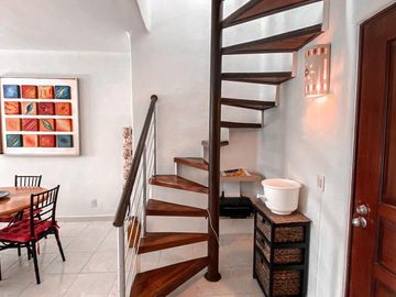 Penthouse de 1 recámara con rooftop privado y jacuzzi en venta Playa del Carmen