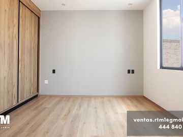 SE VENDE CASA EN RESIDENCIAL LA VISTA
