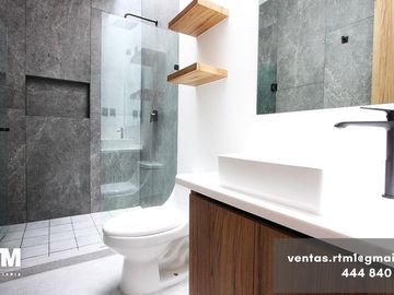 SE VENDE CASA EN RESIDENCIAL LA VISTA