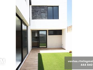 SE VENDE CASA EN RESIDENCIAL LA VISTA