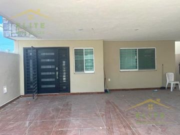 CASA EN VENTA UNIDAD NACIONAL CD MADERO