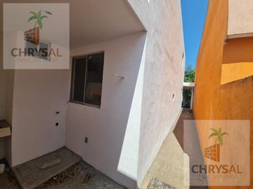 Casa - Fraccionamiento Arboledas