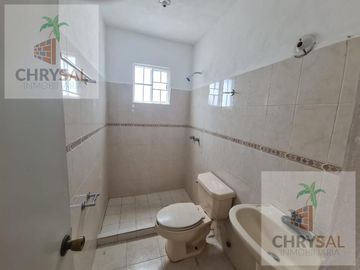 Casa - Fraccionamiento Arboledas