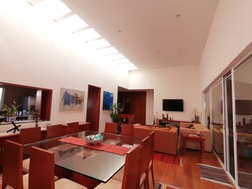 Casa de un solo Nivel de Diseño en Venta Fraccionamiento Atras de Plaza San Diego