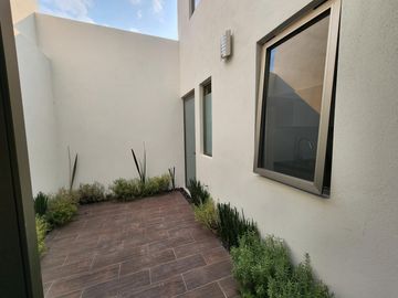 Casa en Venta Cañadas del Bosque Tres Marías