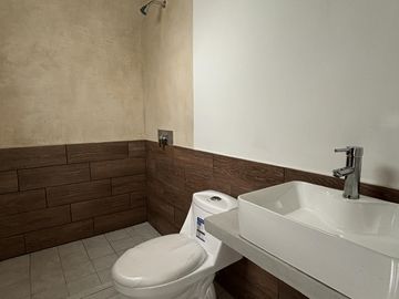 PUERTA DEL SOL, Casa en VENTA de UNA PLANTA con ALBERCA, 2 recamaras