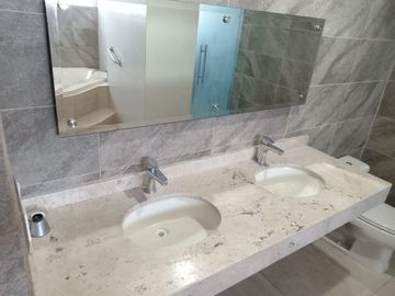 Casa en venta Miravalle