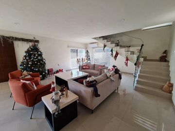 CASA EN VENTA  LOMAS DEL SOL