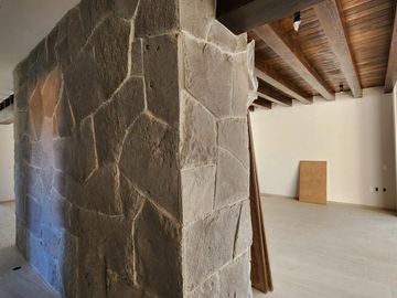 Casa en  Venta en Club de Golf Altozano colinda con Campo de Golf