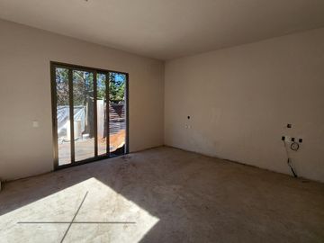 Casa en  Venta en Club de Golf Altozano colinda con Campo de Golf