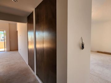 Casa en  Venta en Club de Golf Altozano colinda con Campo de Golf
