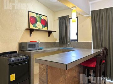 Venta de casa con departamento independiente cerca del Malecón de la Ciudad de Campeche.