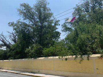 SE VENDE La Casa Rosa, antiguo Museo de Arte Popular en García, Nuevo León
