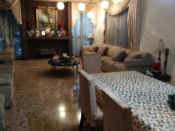 CASA EN VENTA -Fracc. Gonzalitos en Monterrey por Ave. Fleteros