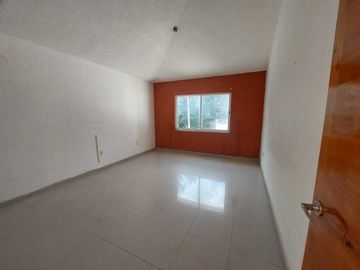 CASA EN VENTA EN  FRACCIONAMIENTO COLINAS DEL SUR