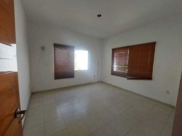 CASA EN VENTA EN  FRACCIONAMIENTO COLINAS DEL SUR