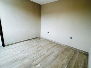 Casa en venta con diseño exclusivo en Fracc. Paseo de la Reina