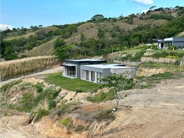 VENTA CASA CAMPESTRE PARA ESTRENAR PEREIRA VA CERRITOS - CARTAGO