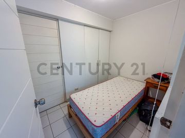 Departamento en venta en Magdalena límite con San Isidro