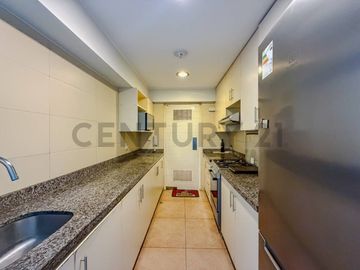 Departamento en venta en Magdalena límite con San Isidro