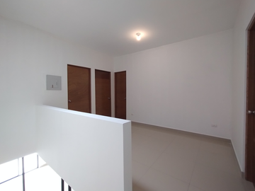 Casa en Venta en Fontana Provenzal, Guadalupe - Alberca y Amenidades