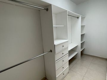 Casa en Venta Fraccionamiento Privado, 3 Recámaras, 2.5 Baños y Vigilancia 24/7