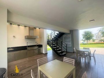 Casa en Venta en Rincón de la Sierra, García | 3 Recámaras, 3 Baños