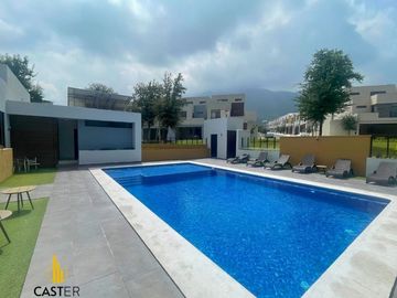 Casa en Venta en Rincón de la Sierra, García | 3 Recámaras, 3 Baños
