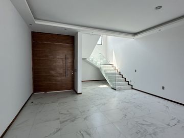 Casa en Venta en Valle Imperial dentro de coto
