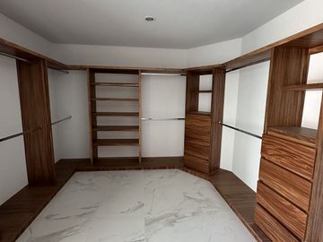Casa en Venta en Valle Imperial dentro de coto