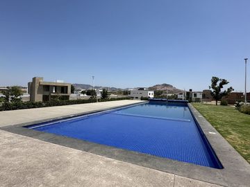 Casa en Venta en Valle Imperial dentro de coto