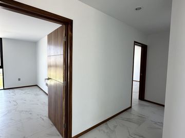 Casa en Venta en Valle Imperial dentro de coto