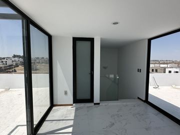 Casa en Venta en Valle Imperial dentro de coto