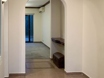 CASA EN VENTA CUMBRES 3er. SECTOR