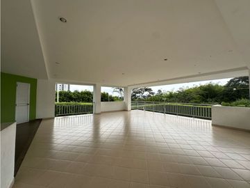 Se Vende Casa Cerca al Estadio Centenario Armenia